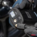 Amio - ΚΟΜΠΡΕΣΕΡ ΑΕΡΑ ΜΕ USB-C 10BAR 150PSI 20L/MIN 40W ΜΕ ΨΗΦΙΑΚΗ ΟΘΟΝΗ & ΦΑΚΟ LED 1ΤΕΜ. (04377/AM) - Image 4