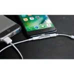 ΤΑΦ ΣΥΝΔΕΣΗΣ ΦΟΡΤΙΣΤΗ ΜΕ ΑΚΟΥΣΤΙΚΑ SPLITTER APPLE (8 PIN) 90 ΜΟΙΡΩΝ - Image 2